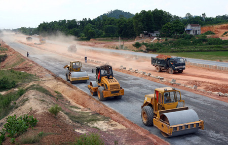 2013 Opening of Thai Nguyen Highway to Push Through