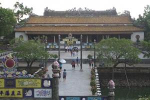 A 3D Look at Hue Architecture A 3D Look at Hue Architecture