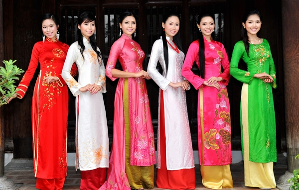 Ao Dai: From Traditional to Trendy