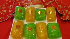 “Banh phu the” – symbol of loyalty between husband and wife “Banh phu the” – symbol of loyalty between husband and wife