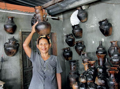 Bau Truc Pottery Draw Visitors to Ninh Thuan Bau Truc Pottery Draw Visitors to Ninh Thuan