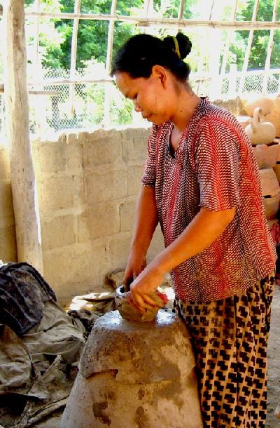 Bau Truc - The oldest pottery village in Southeast Asia Bau Truc - The oldest pottery village in Southeast Asia