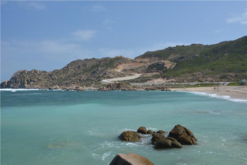 Binh Ba Island: Pristine Beaches and Lobster Haven