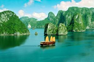 CNN Declares Ha Long Bay a Top Tropical Paradise CNN Declares Ha Long Bay a Top Tropical Paradise