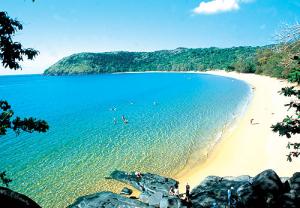 Con Dau Island: Escape to Paradise Con Dau Island: Escape to Paradise