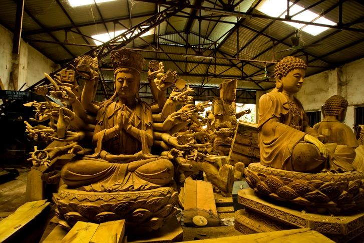 Crafts in Son Dong Attracts Tourists Crafts in Son Dong Attracts Tourists