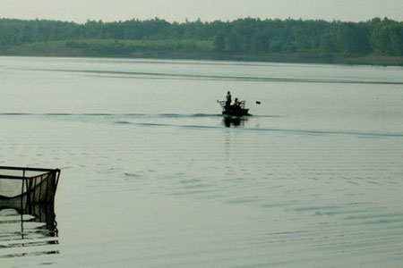 Cruising amidst Tri An Lake Cruising amidst Tri An Lake