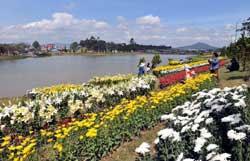Festival focuses on tourist spots Festival focuses on tourist spots