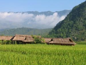 Friendly Homestays Attract Tourists to Lac Village Friendly Homestays Attract Tourists to Lac Village