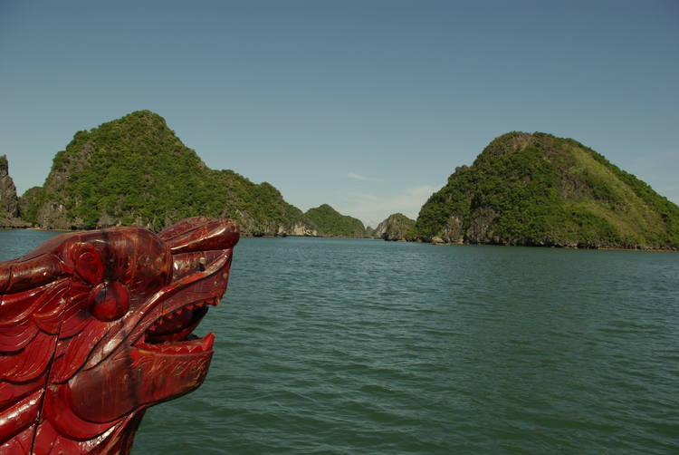 Ha Long Bay In Fear of Being Destroyed, Report Disputed