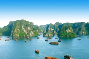 Ha Long Bay: New7Wonders of Nature