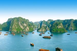 Ha Long Bay: New7Wonders of Nature Ha Long Bay: New7Wonders of Nature