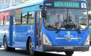 HCM City permits advertisements on buses
