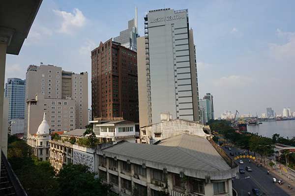 HCMC hotel room tariffs, occupancy decline