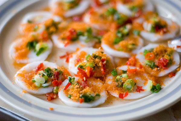 Hoi An: History and Passion for Street Food Hoi An: History and Passion for Street Food