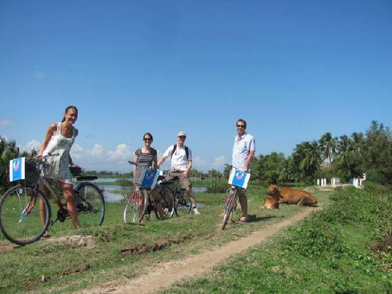 Hoi An Through the Wheels of a Bicycle Hoi An Through the Wheels of a Bicycle