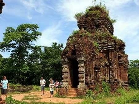 Home-stay service - a new experience for tourists Home-stay service - a new experience for tourists