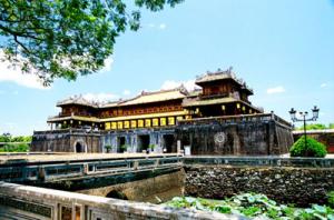 Hue Aims to Boost Tourism with Historical Structures Hue Aims to Boost Tourism with Historical Structures