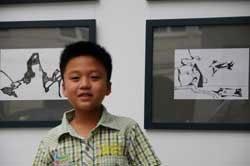 Little painter surprises Hanoi audiences Little painter surprises Hanoi audiences