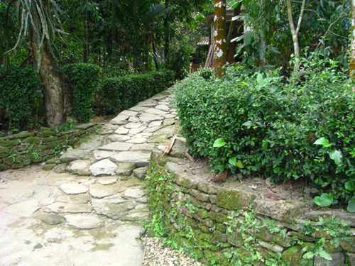 Loc Yen Village: Natural Art Loc Yen Village: Natural Art