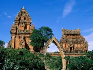 Restoration Efforts on Vietnam’s Historical Structures Face Many Hurdles