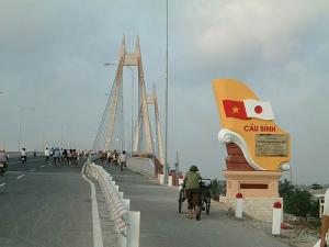 Storm Drags 3 Ships Under Hai Phong Bridge Storm Drags 3 Ships Under Hai Phong Bridge