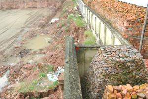 Thang Long Royal Citadel cracked and sunk