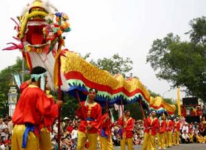 Thousands Gathered for 2012 Hung Kings Festival Thousands Gathered for 2012 Hung Kings Festival