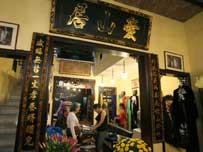 Thuy An Silk Shop: A Must-See in Vietnam