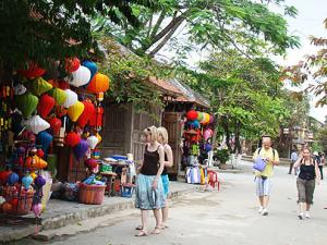 Tourist Arrivals in Vietnam Increasing