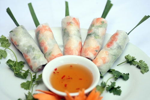 Unique palatable taste of Vietnamese street food