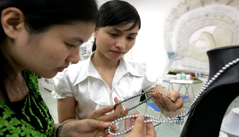 Vietnam Pearls: An Ocean of Potential and Possibilities