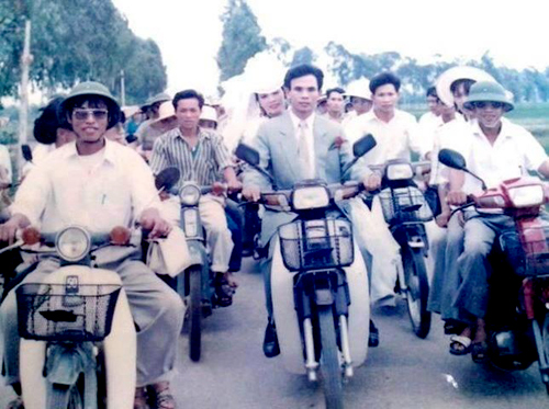 Weddings of Vietnamese in the 80s Weddings of Vietnamese in the 80s