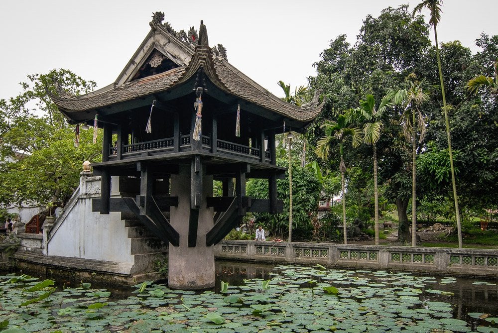 One-Pillar Pagoda (Chùa Một Cột) One-Pillar Pagoda (Chùa Một Cột)